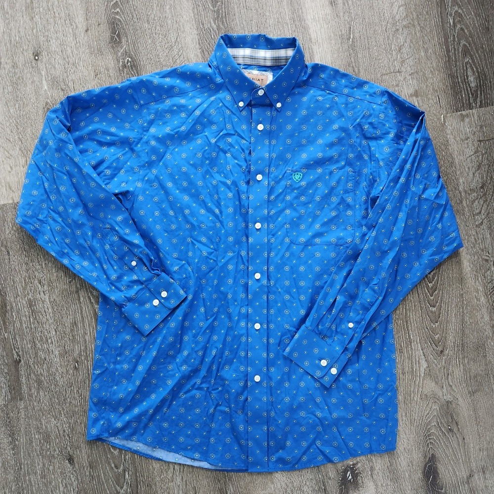 Ariat Mens Blue Wrinkle Free Geometric Medallion Button Down Shirt Large